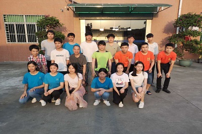 2019年(nian)開(kāi)工(gong)以(yi)來(lái)訢銘颺(yang)精密(mi)五(wu)金(jin)第四(si)次聚餐(can)