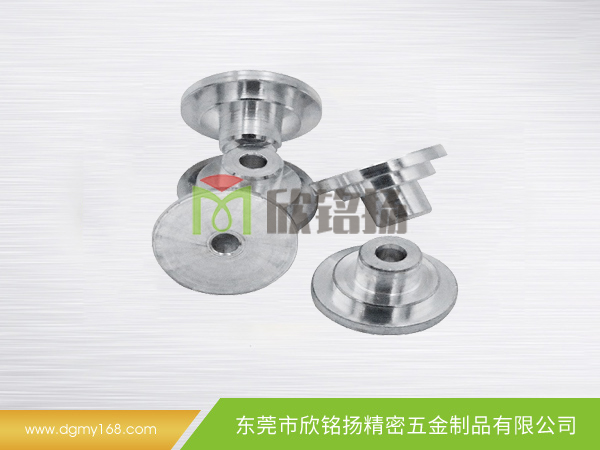 鋁套 風(fēng)(feng)輪鋁(lv)接(jie)頭(tou) 鋁(lv)件