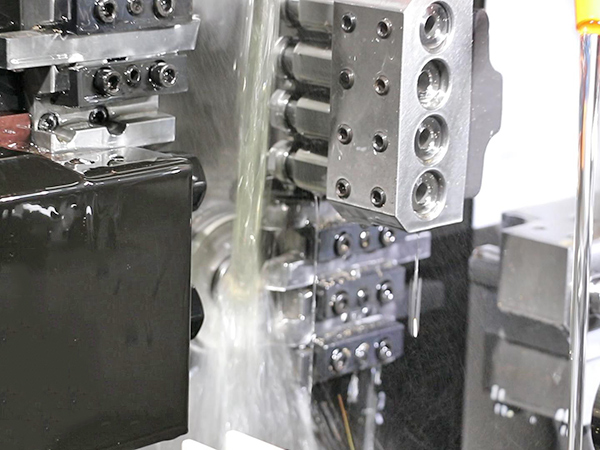 産品加(jia)工視(shi)頻